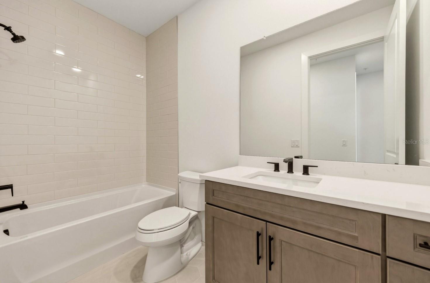 TOWNHOMES OF SEMINOLE ISLE - Residential