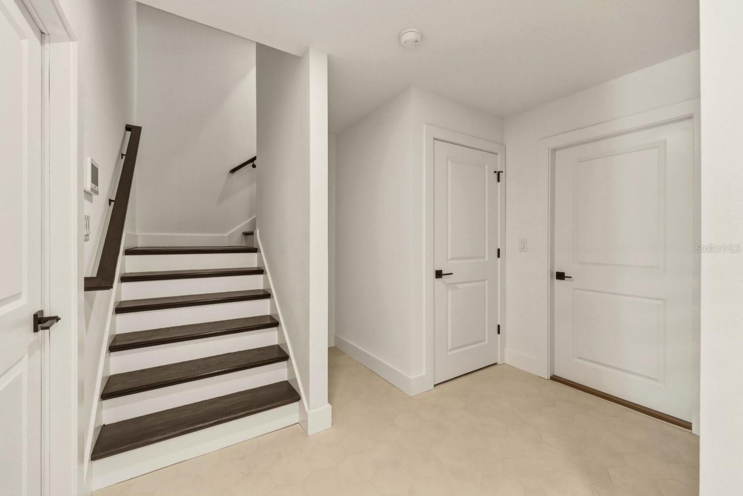 TOWNHOMES OF SEMINOLE ISLE - Residential