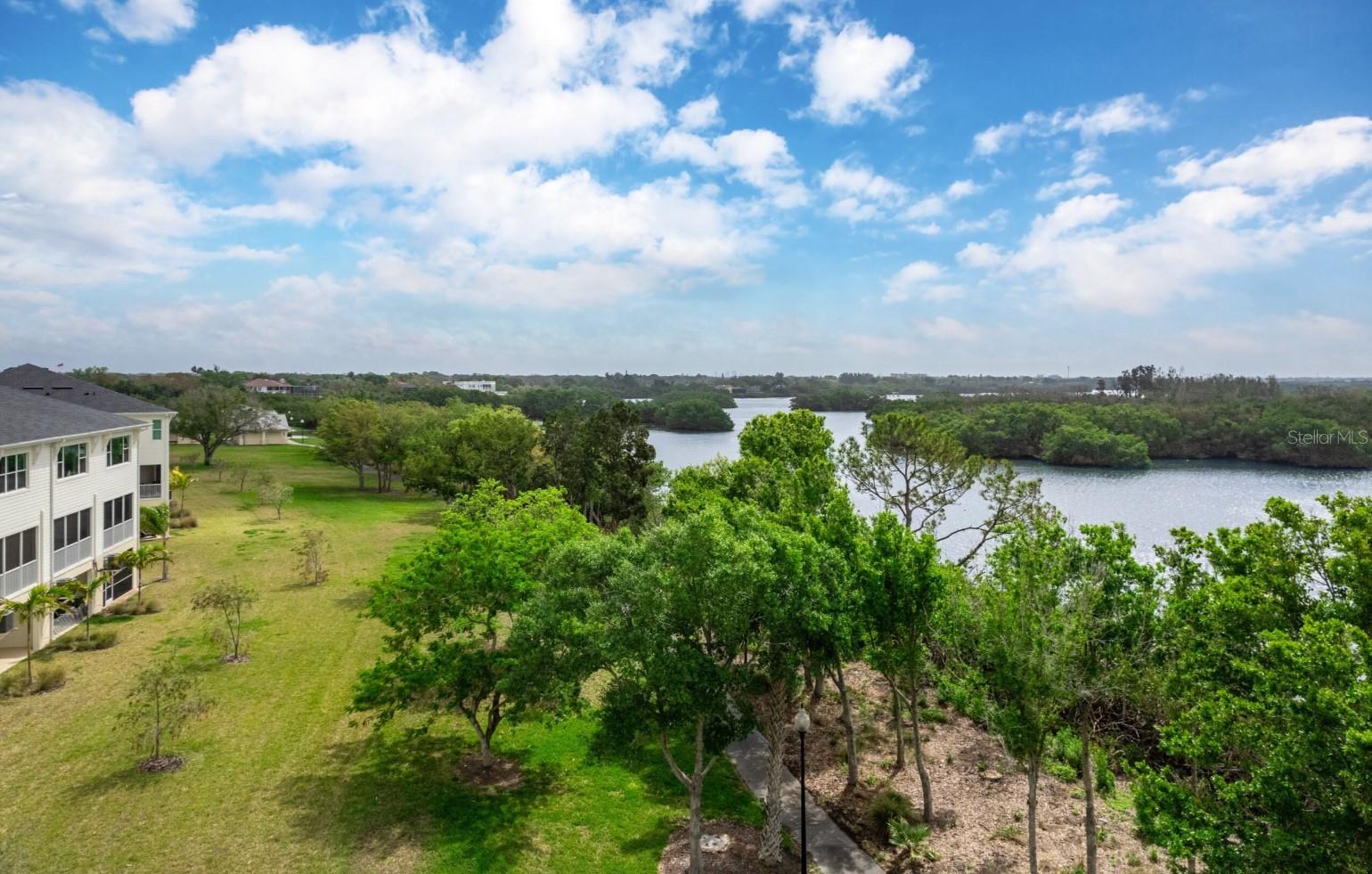 TOWNHOMES OF SEMINOLE ISLE - Residential