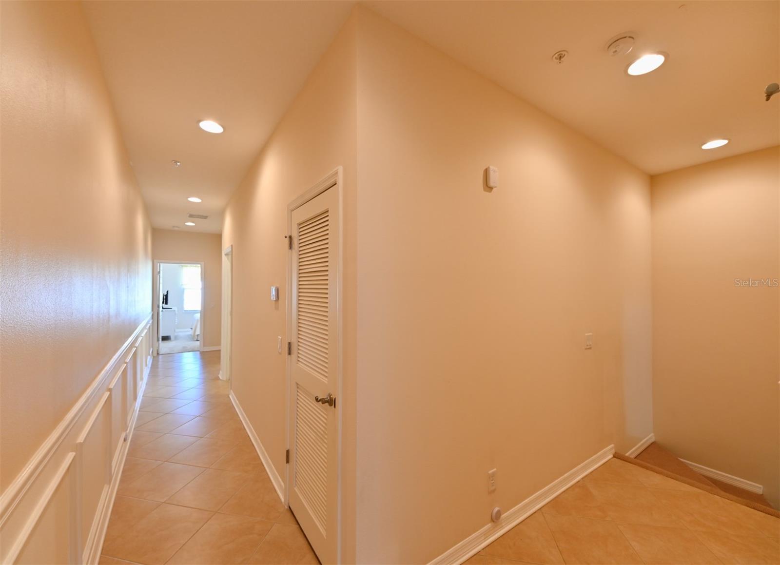 PALMA SOLA TRACE - Residential Lease