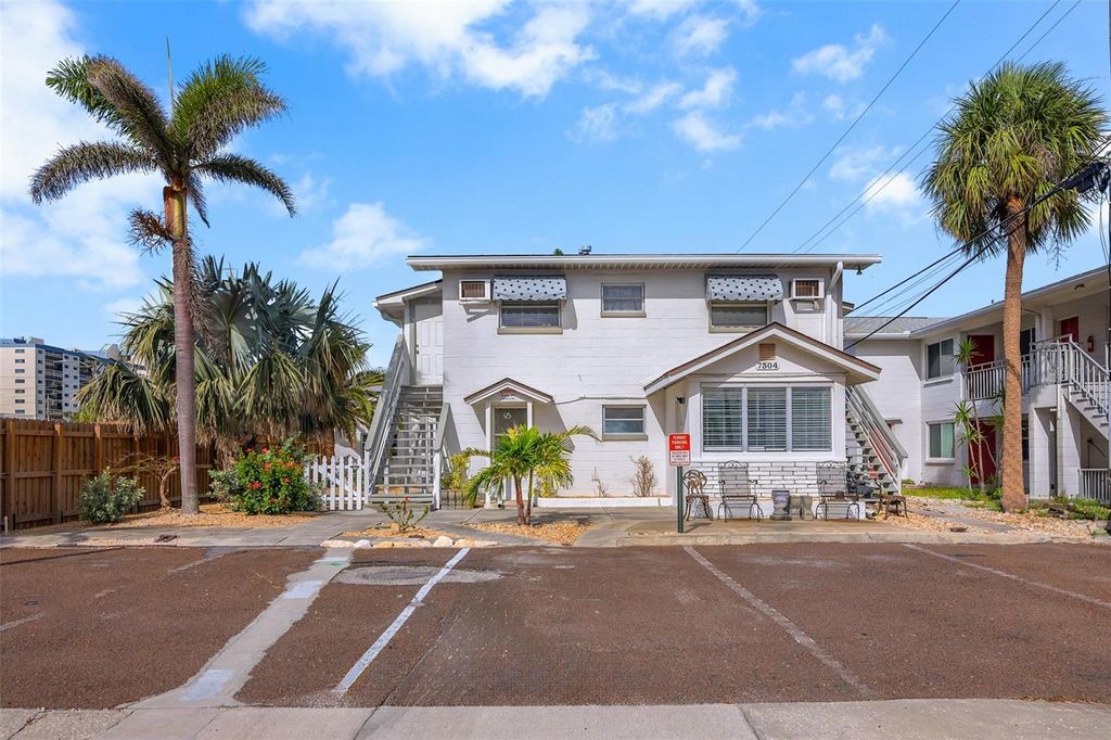 Photo of 7304 Coquina Way, St Pete Beach, FL 33706 (MLS # S5112294)