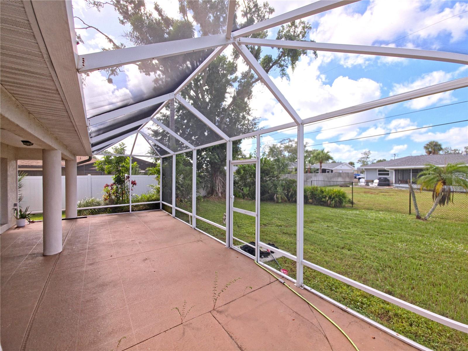 VENICE EAST 3RD ADD - Residential Lease