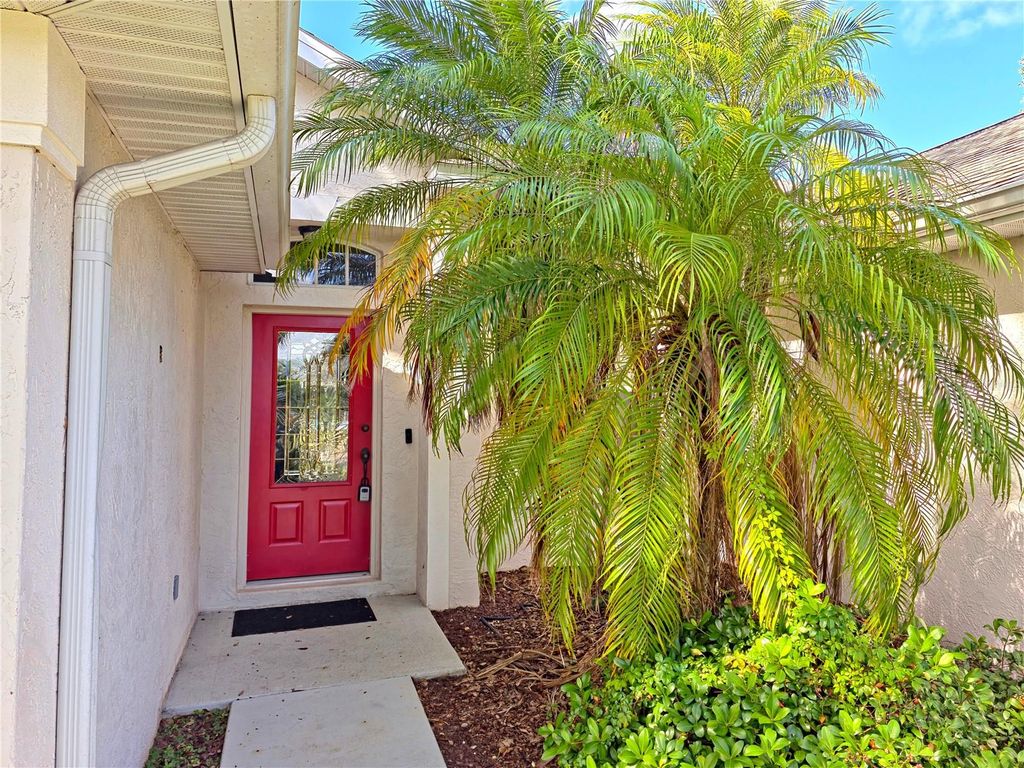 Photo of 395 Dorchester Drive, Venice, FL 34293 (MLS # A4668515)