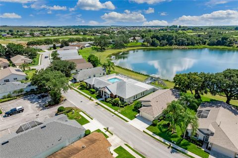 A home in LAKE WALES