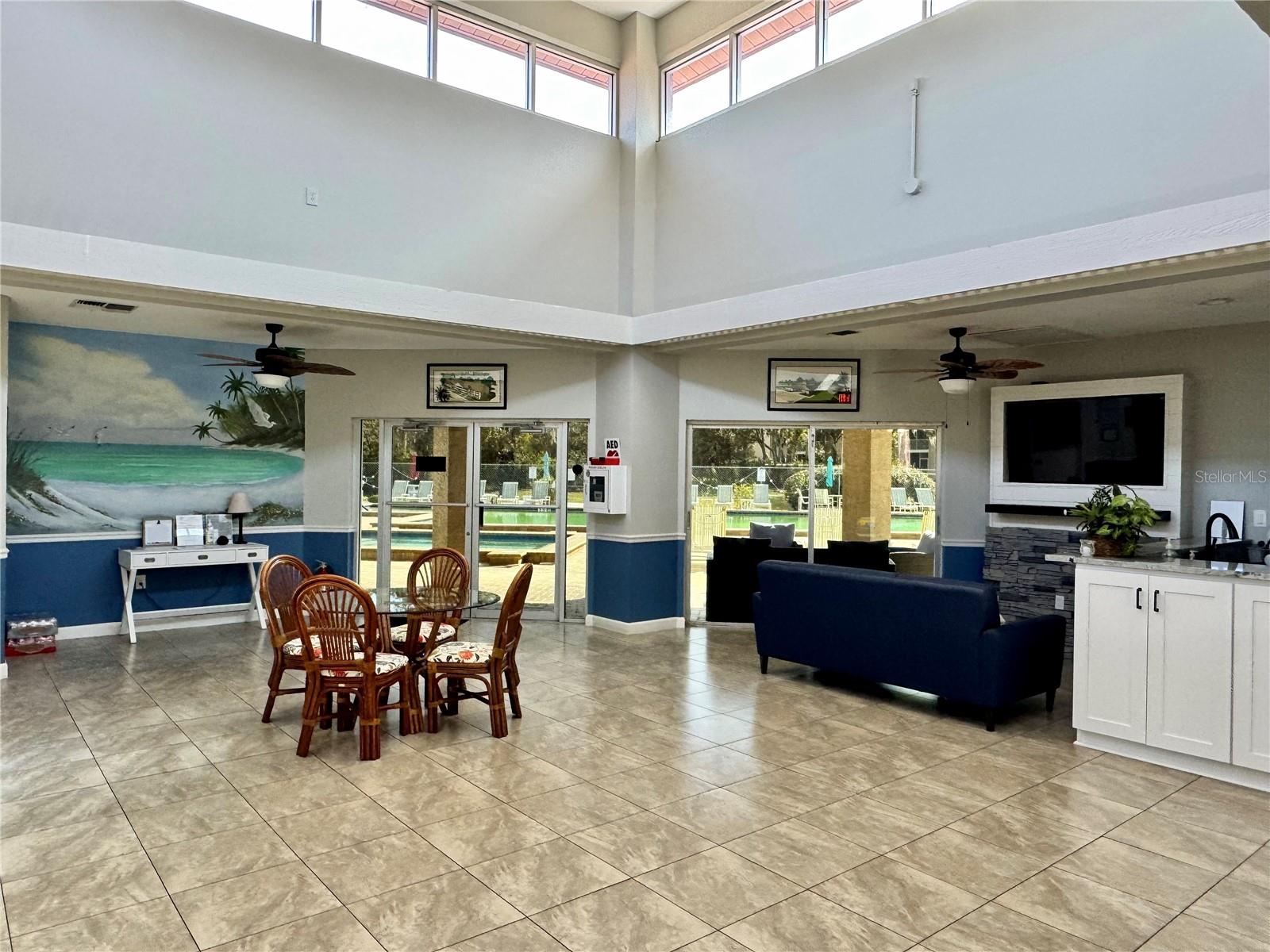 SUNNYBROOK CONDO 09 - Residential