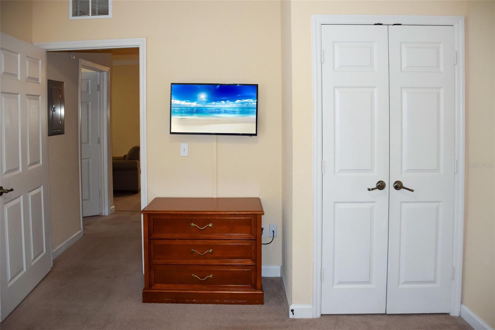 TUSCANA 1 CONDO - Residential