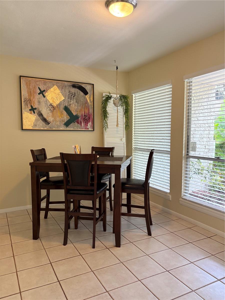 Spacious 3BR/3BA Townhouse w/ Patios & Community Amenities. This roomy 3-bedroom, 3-bath townhouse features a private screened patio for each bedroom, plus an additional patio downstairs that opens to a play-friendly outdoor space. Enjoy a well-laid-out interior with plenty of storage and natural light. Community perks include a swimming pool and tennis court. Conveniently located near Publix, 7-Eleven, and a variety of shopping and dining spots just minutes away.