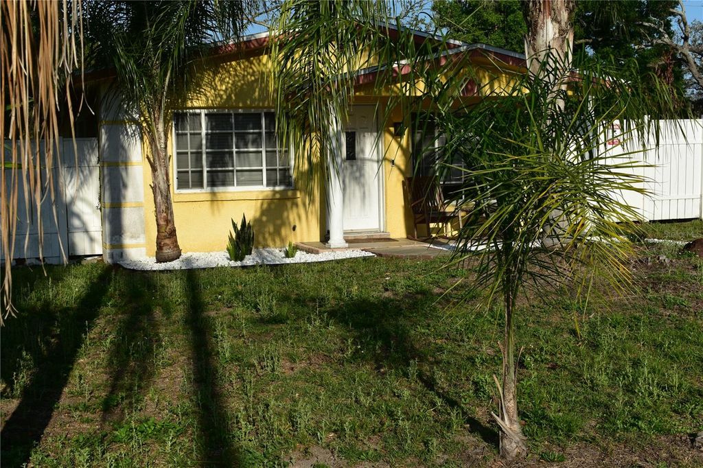 Photo of 10004 N 23rd Street, Tampa, FL 33612 (MLS # W7884291)