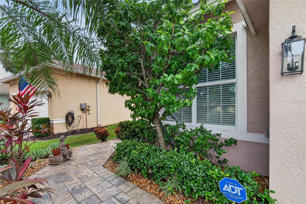 Photo of 15906 Cobble Mill Drive, Wimauma, FL 33598 (MLS # TB8554801)