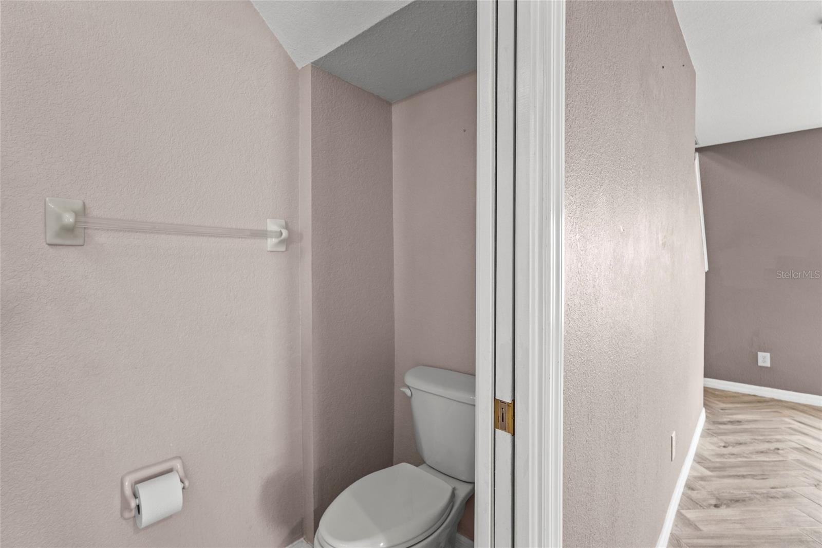 STONEYBROOK AT VENICE - Residential Lease