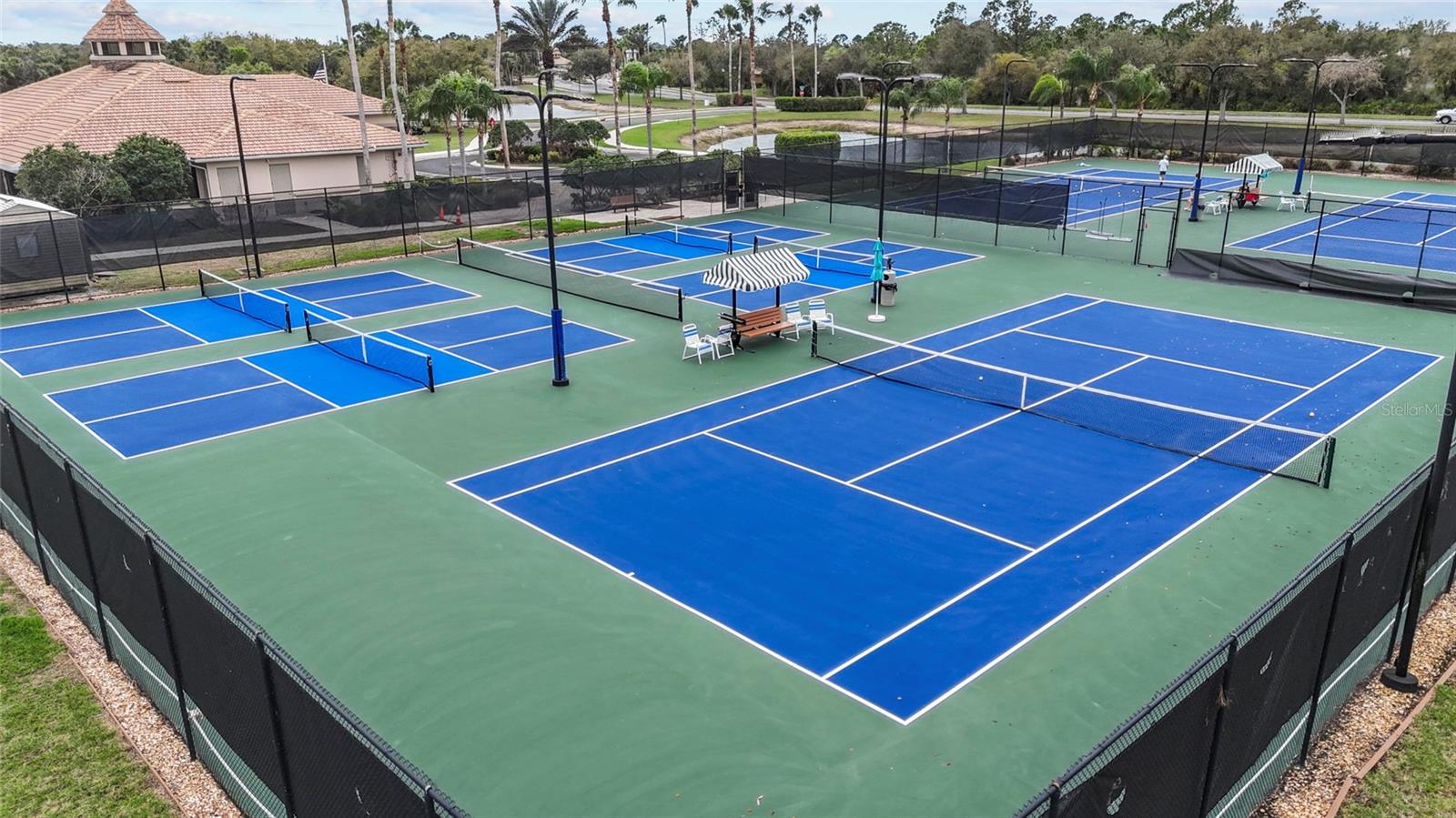 STONEYBROOK AT VENICE - Residential Lease