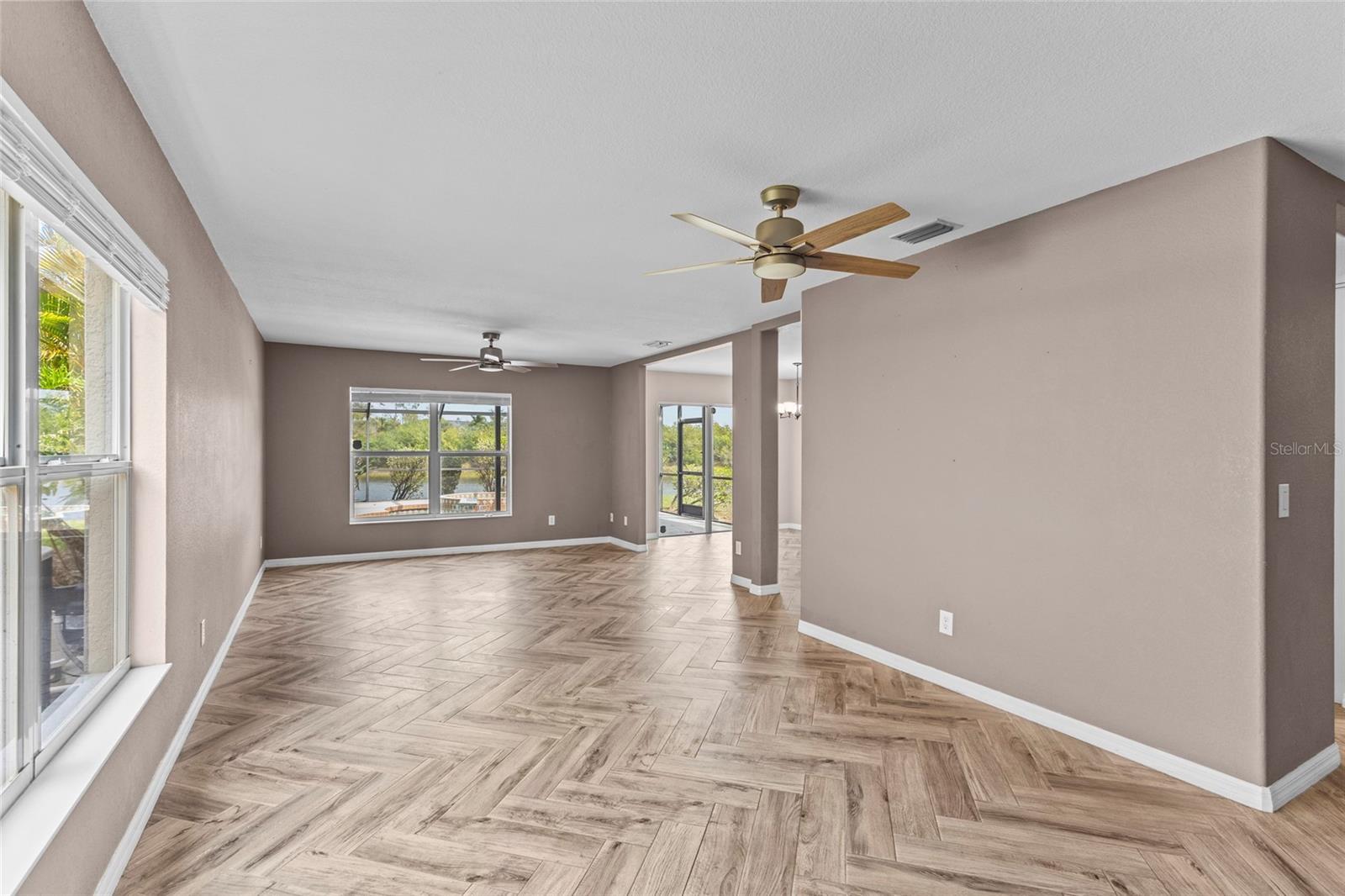 STONEYBROOK AT VENICE - Residential Lease