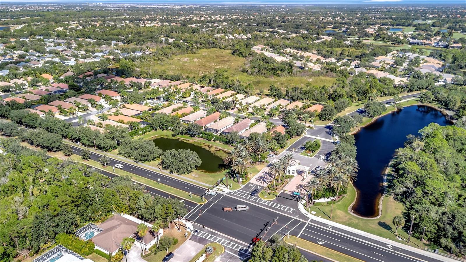 LAKEWOOD RANCH COUNTRY CLUB VILLAGE EE 2A-2E - Residential Lease