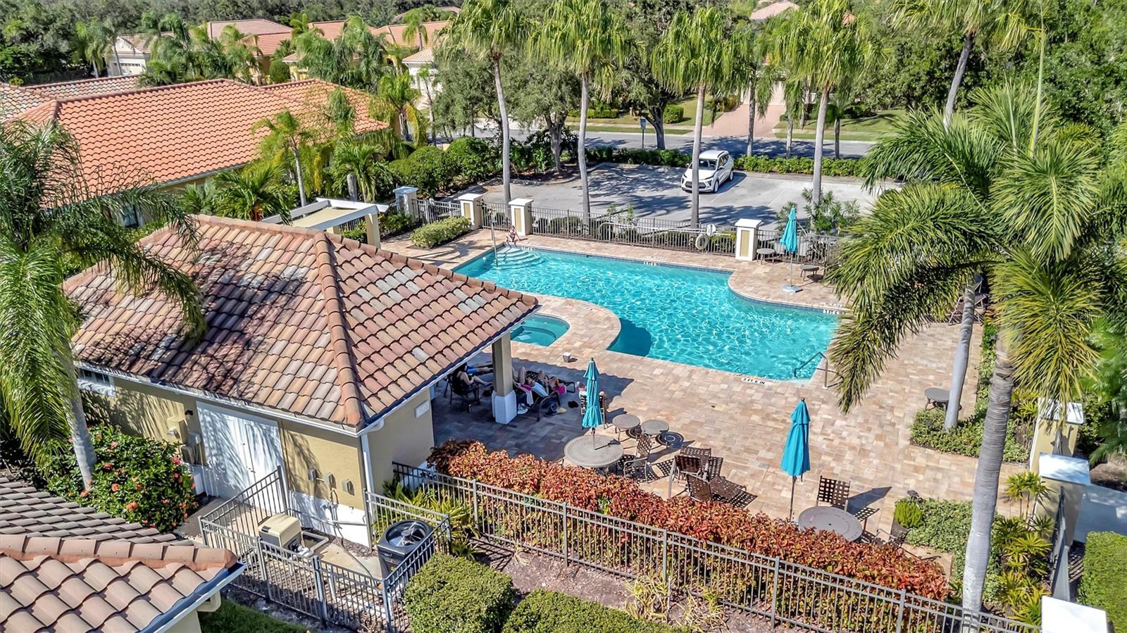 LAKEWOOD RANCH COUNTRY CLUB VILLAGE EE 2A-2E - Residential Lease