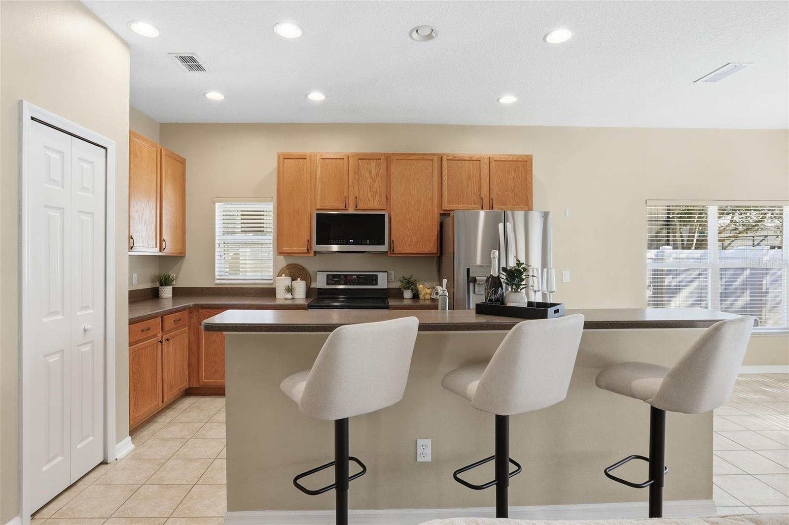 AVALON PARK VILLAGE 06 - Residential