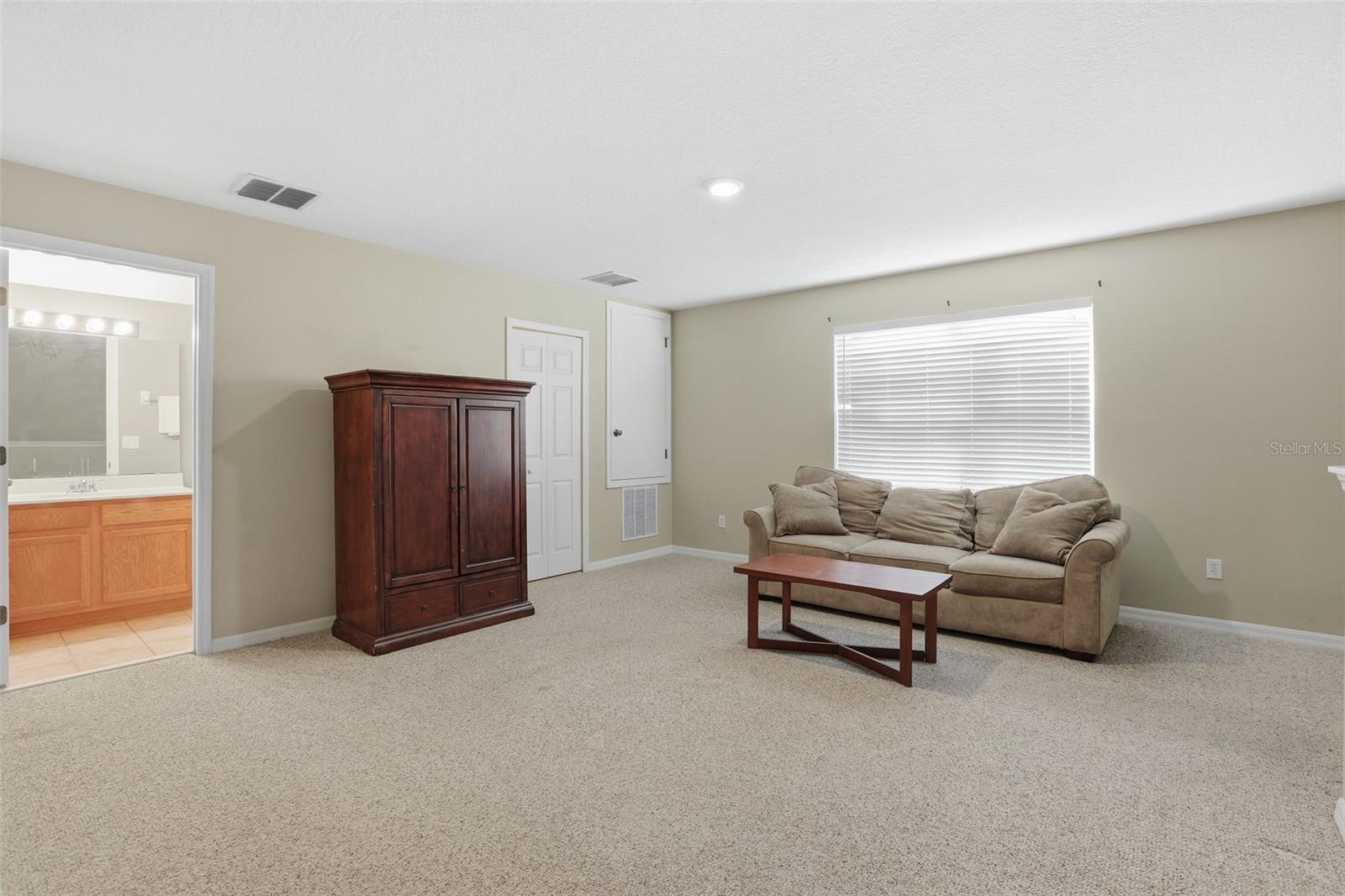 AVALON PARK VILLAGE 06 - Residential