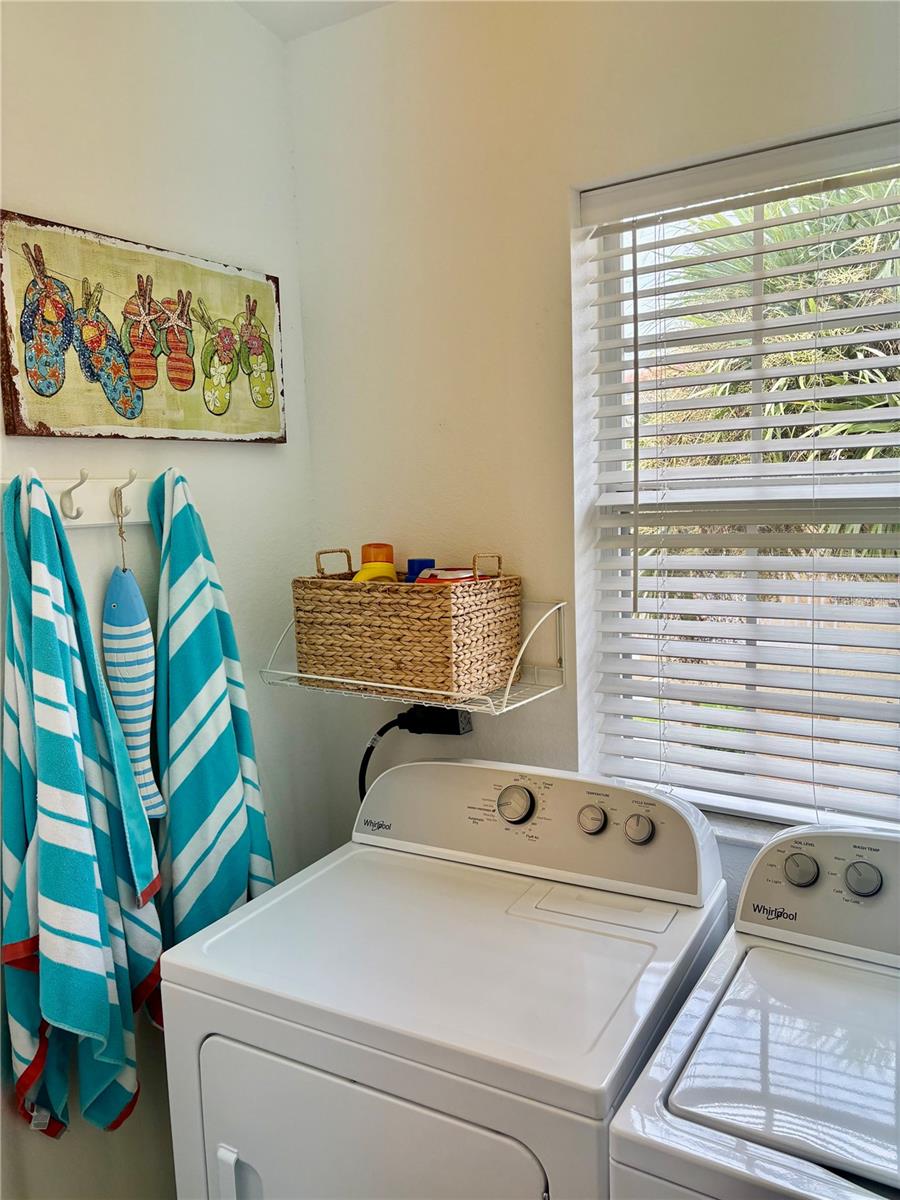 CASA DEL LAGO - Residential Lease