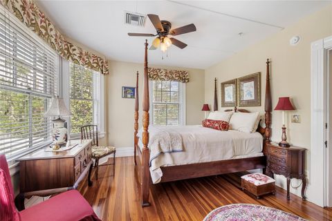 Tiny photo for 442 E 3rd Avenue, Mount Dora, FL 32757 (MLS # O6351198)