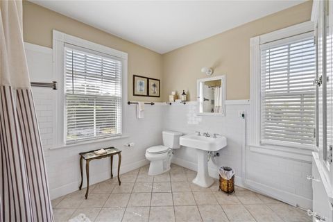 Tiny photo for 442 E 3rd Avenue, Mount Dora, FL 32757 (MLS # O6351198)