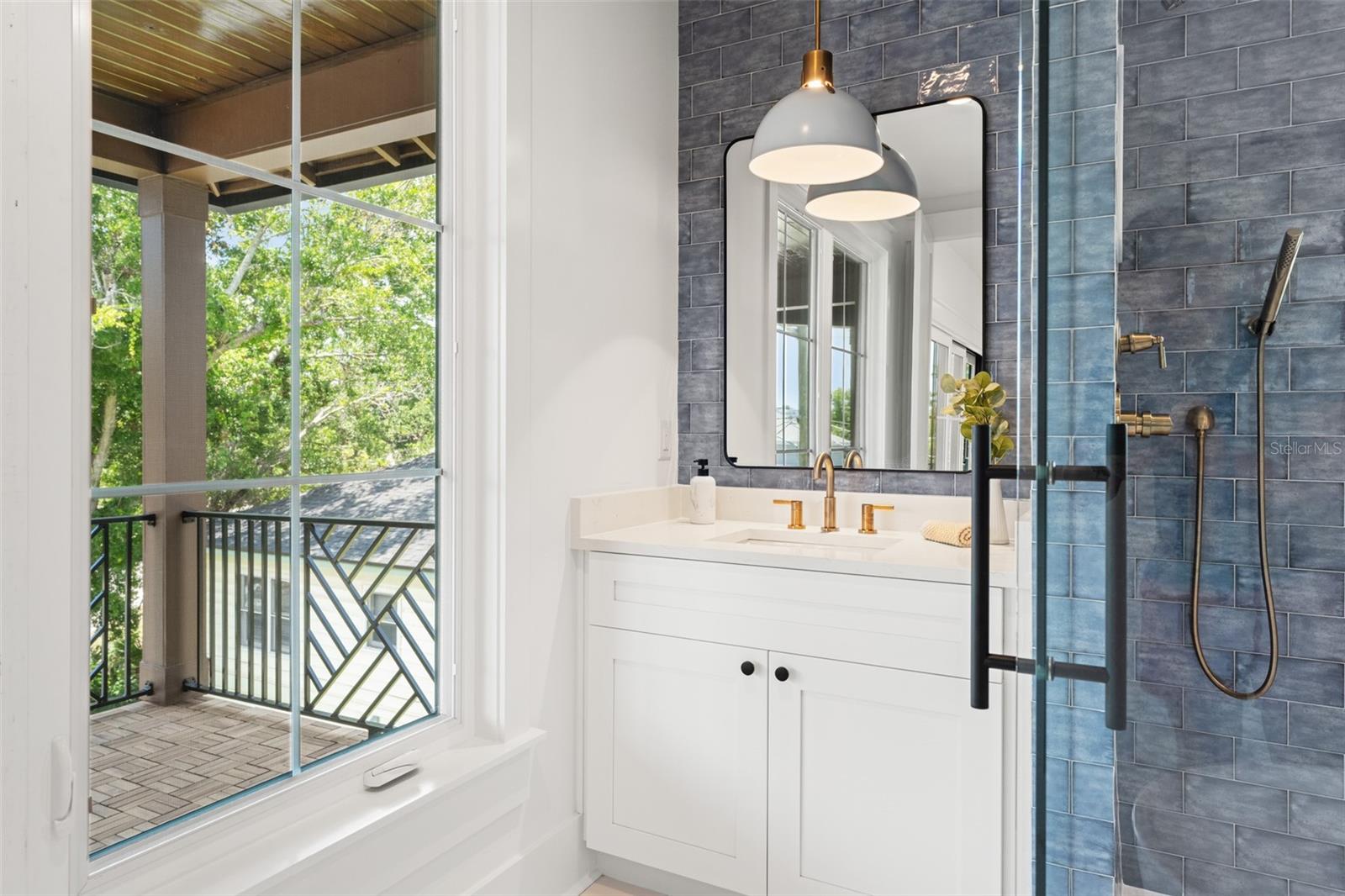 RIDGEWOOD PARK - Residential