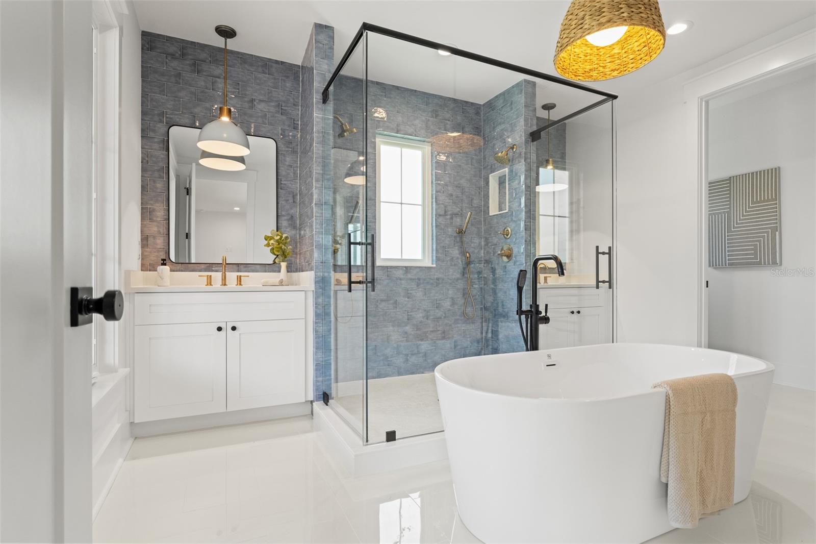 RIDGEWOOD PARK - Residential