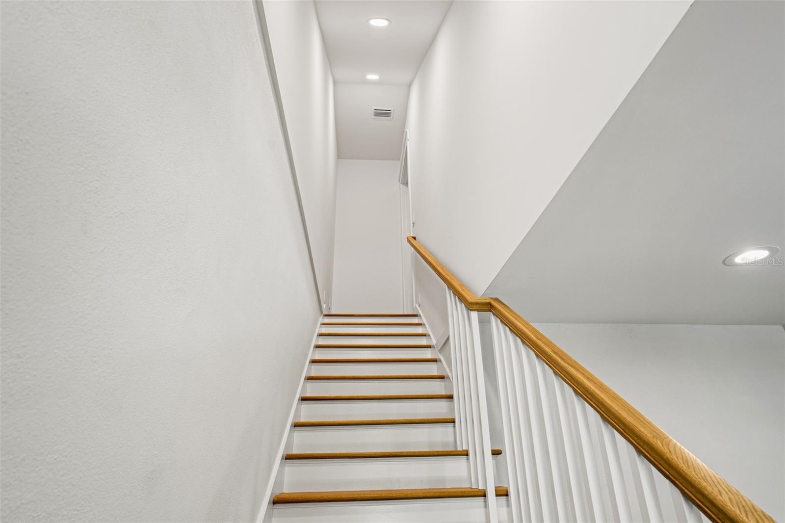 RIDGEWOOD PARK - Residential