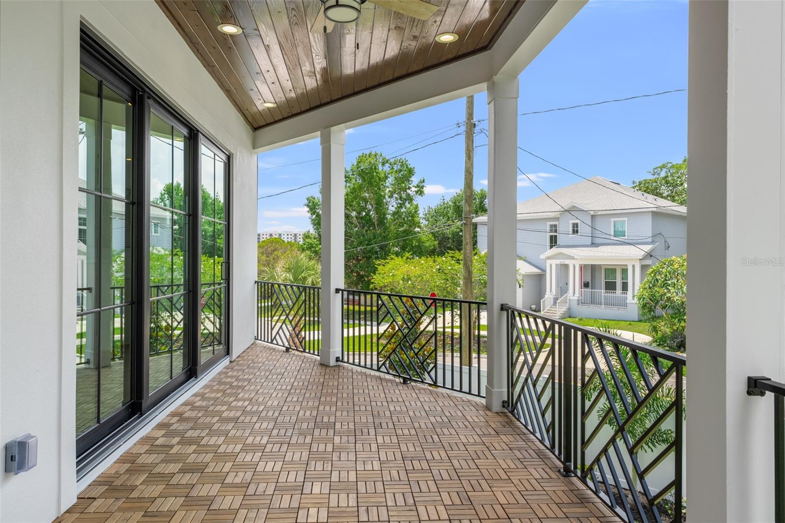 RIDGEWOOD PARK - Residential