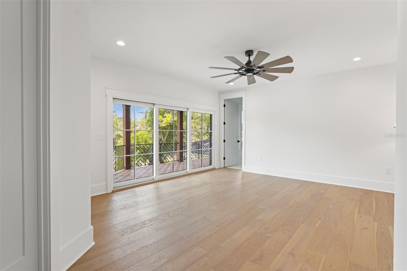 RIDGEWOOD PARK - Residential