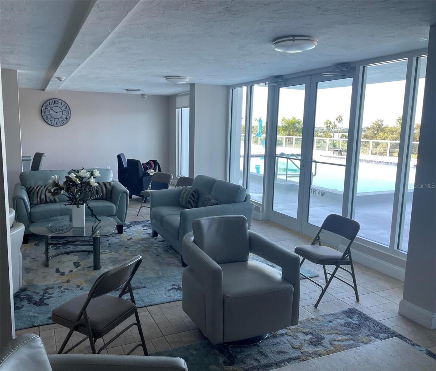 DOLPHIN TOWER - Residential