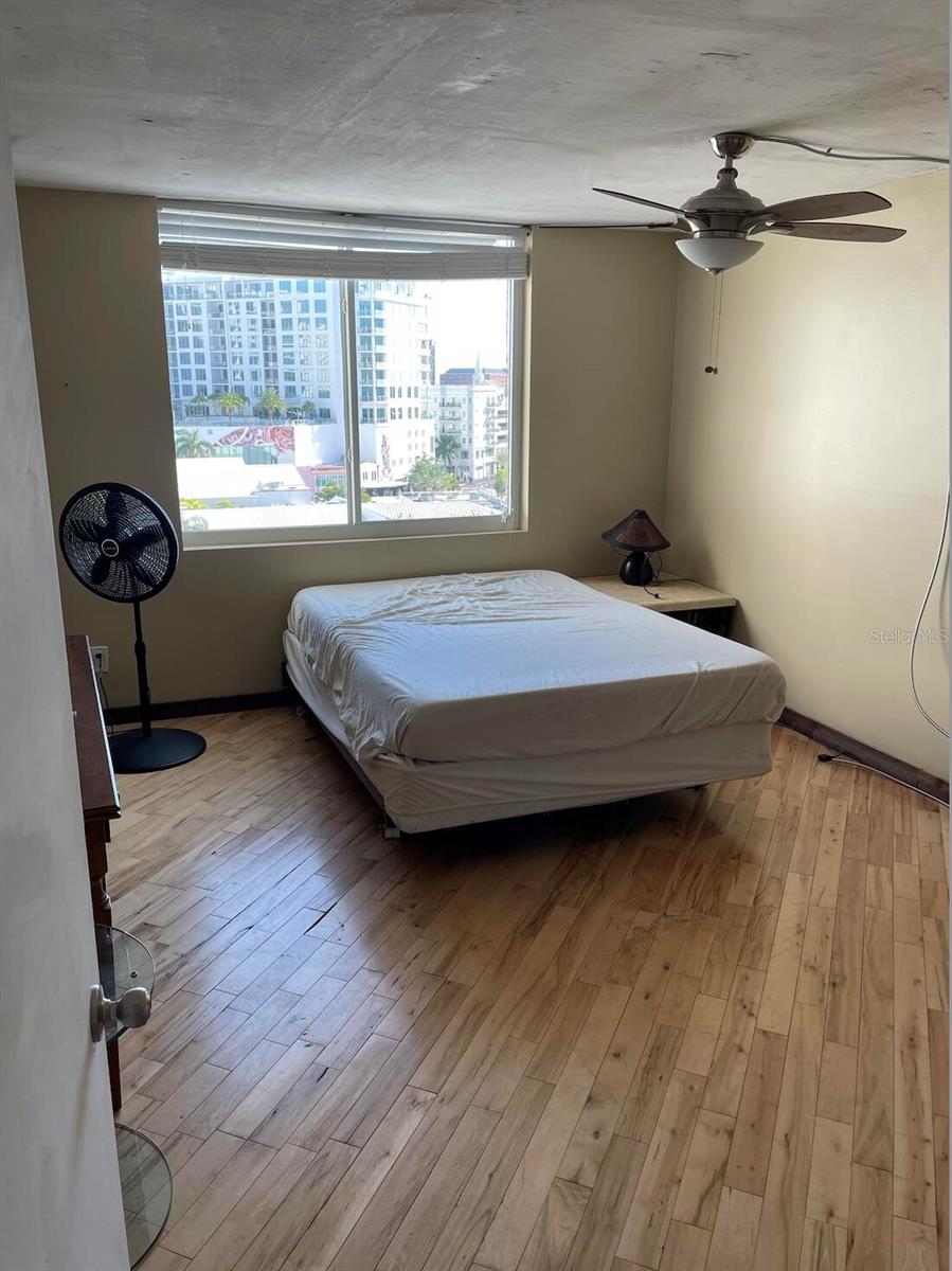 DOLPHIN TOWER - Residential