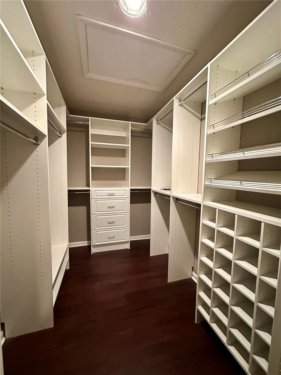 LINDEN ESTATES - Residential