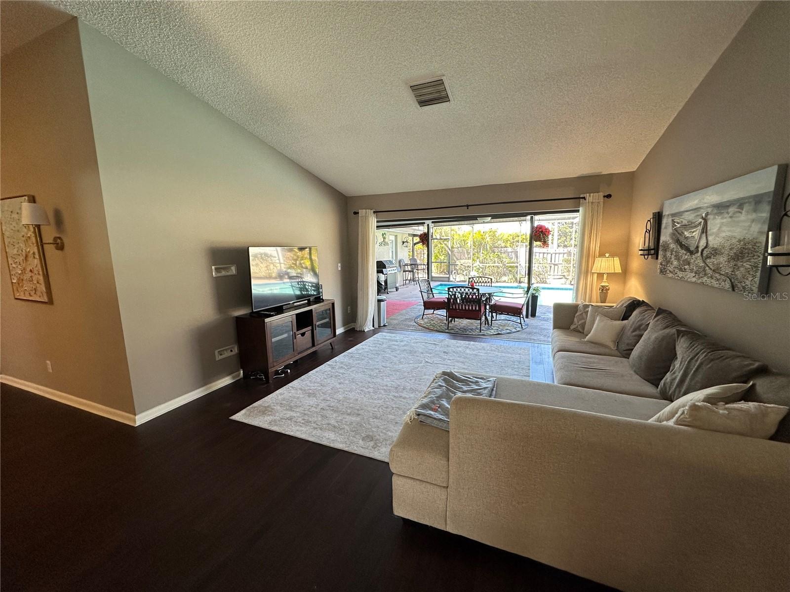 LINDEN ESTATES - Residential