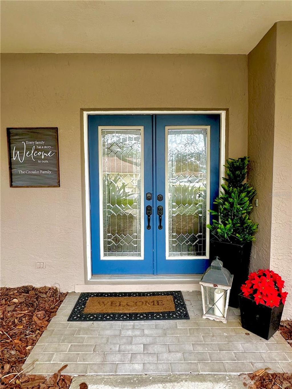 Photo of 10116 130th Lane, Seminole, FL 33776 (MLS # TB8464848)