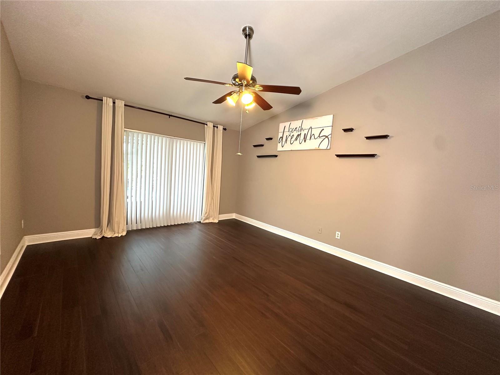 LINDEN ESTATES - Residential