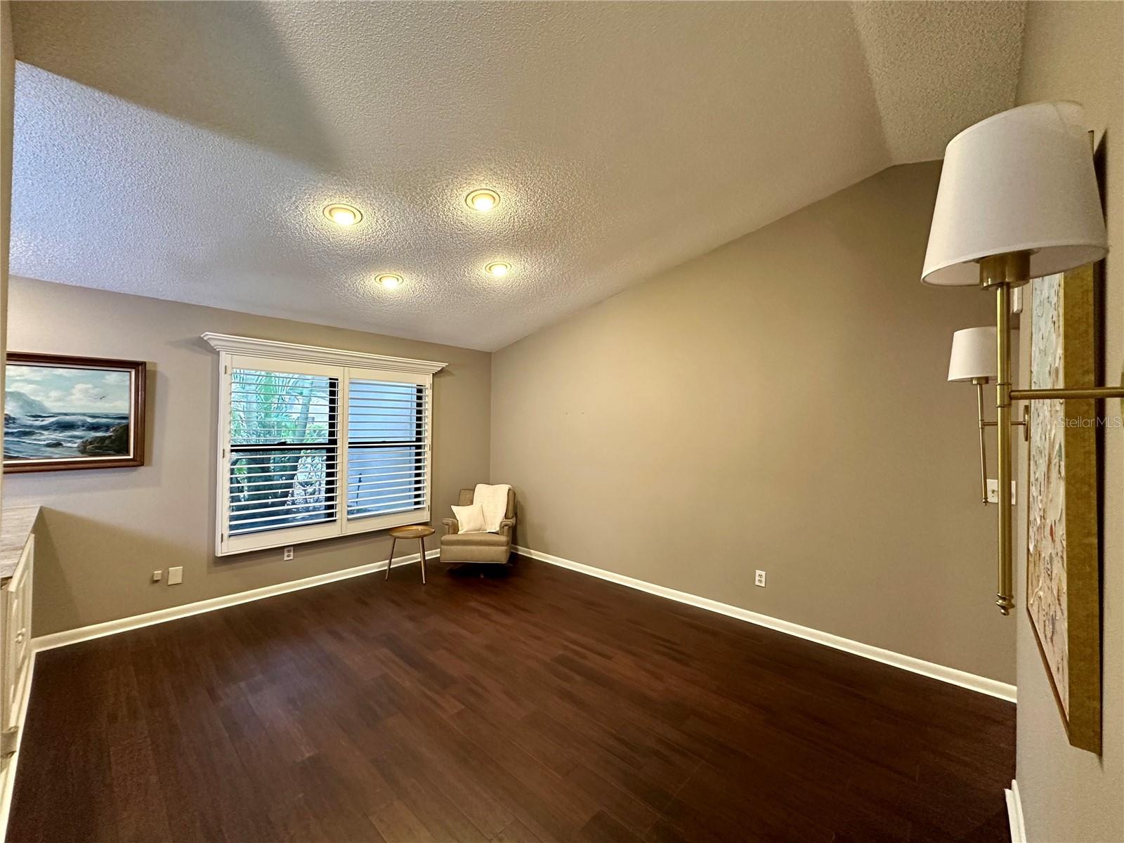 LINDEN ESTATES - Residential