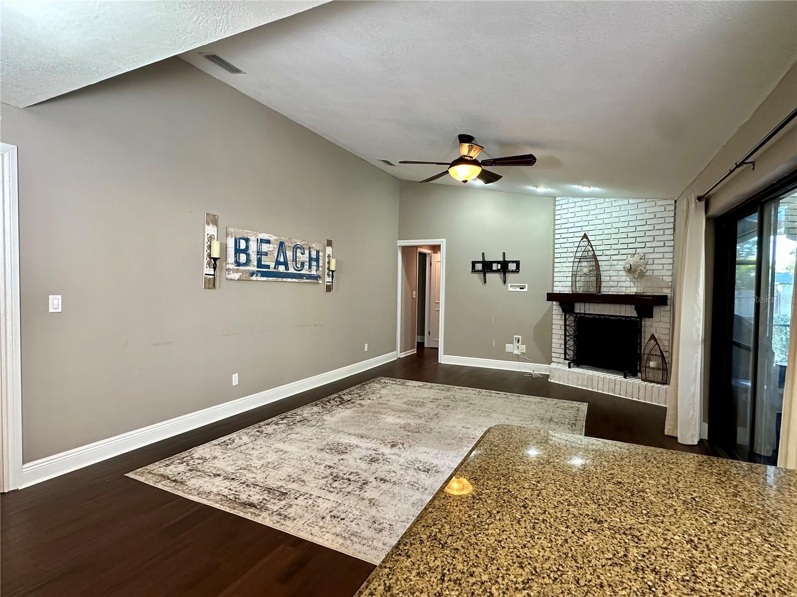 LINDEN ESTATES - Residential