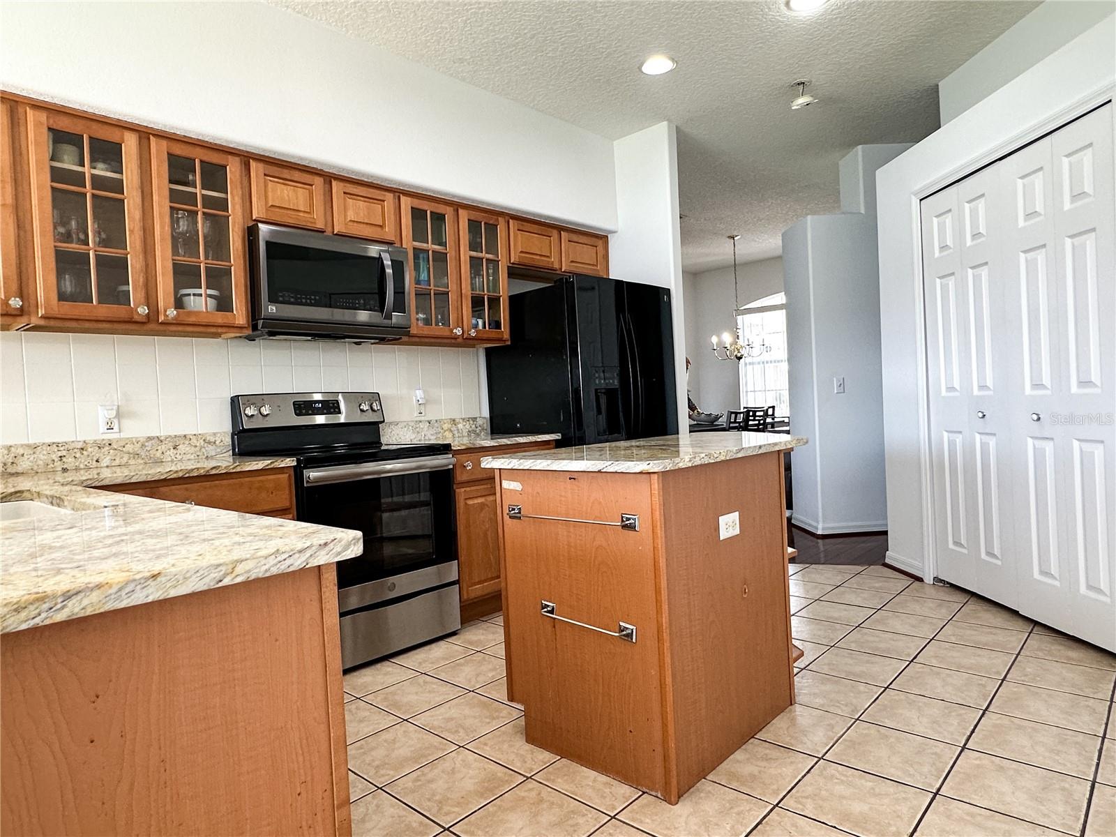 STONEYBROOK WEST UT 04 48 48 - Residential