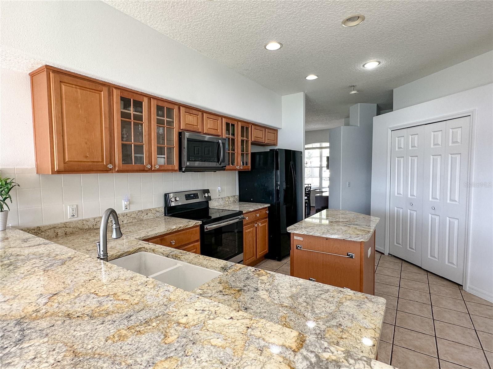 STONEYBROOK WEST UT 04 48 48 - Residential