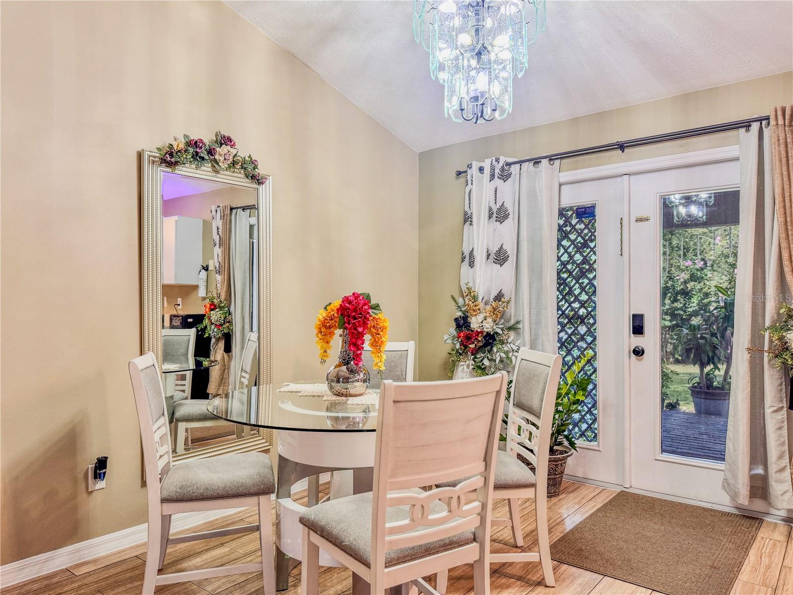 TANGLEWOODS UN 01 - Residential Lease