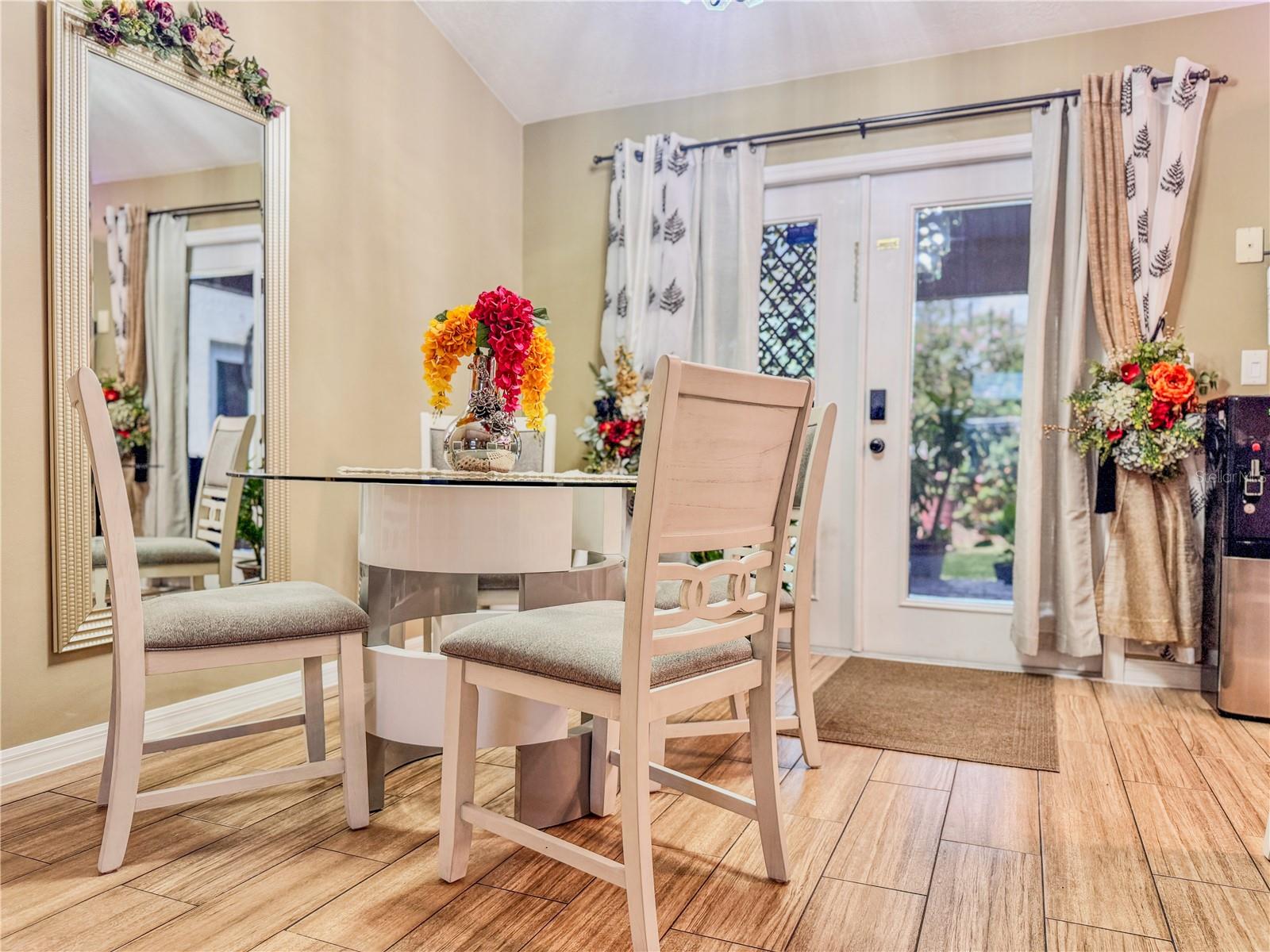 TANGLEWOODS UN 01 - Residential Lease