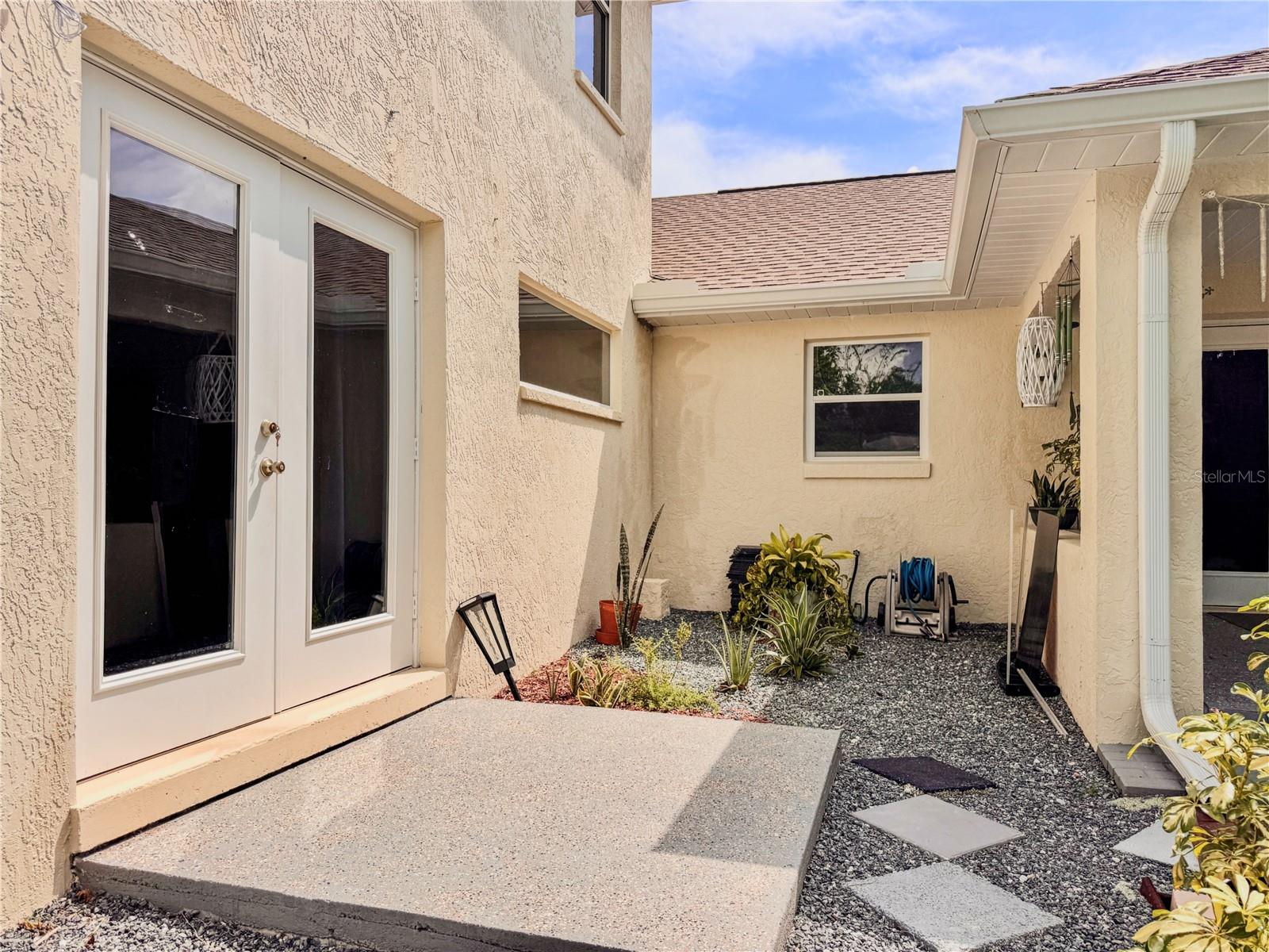 TANGLEWOODS UN 01 - Residential Lease