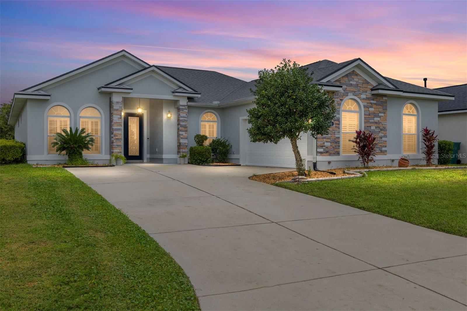 One or more photo(s) has been virtually staged. All-Inclusive Living in Heath Brook Hills!
Enjoy the perfect blend of comfort, style, and convenience in this beautiful 4-bedroom, 3-bath home located in one of Ocala’s most desirable gated communities.
Rent includes lawn care, pest control, and high-speed Wi-Fi, making it truly maintenance-free living!
You’ll love the open floor plan with 10-ft ceilings, crown molding, and a cozy gas fireplace. The kitchen features white cabinetry, stainless steel appliances, and a large island perfect for family meals or entertaining. The huge master bedroom offers a massive walk-in closet, dual vanities, soaking tub, and tiled shower. The fourth bedroom functions perfectly as an in-law suite or private guest area, offering extra flexibility for family or visitors.
Step outside to your new covered patio with acrylic roof panels, ideal for relaxing or hosting guests year-round.
Recent updates include a new roof (2022) and new A/C (2024) for peace of mind.
Enjoy resort-style amenities including a pool, clubhouse, fitness center, and playground, all within minutes of shopping, hospitals, dining, and more.