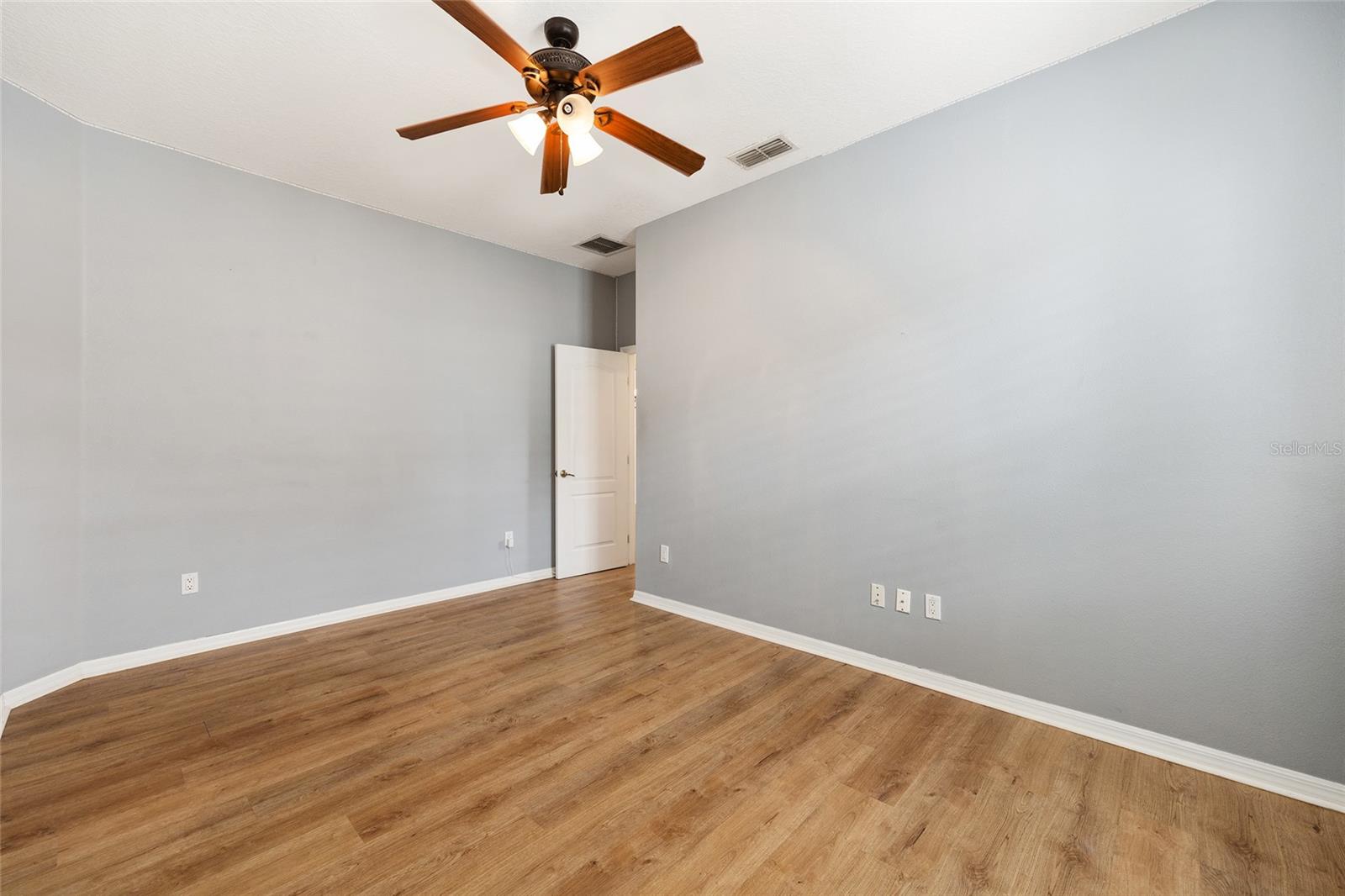 HEATH BROOK HILLS - Residential Lease