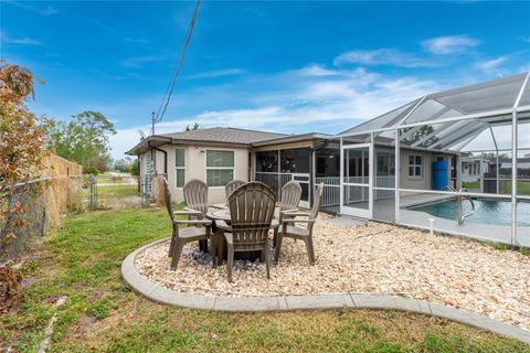 A home in PORT CHARLOTTE