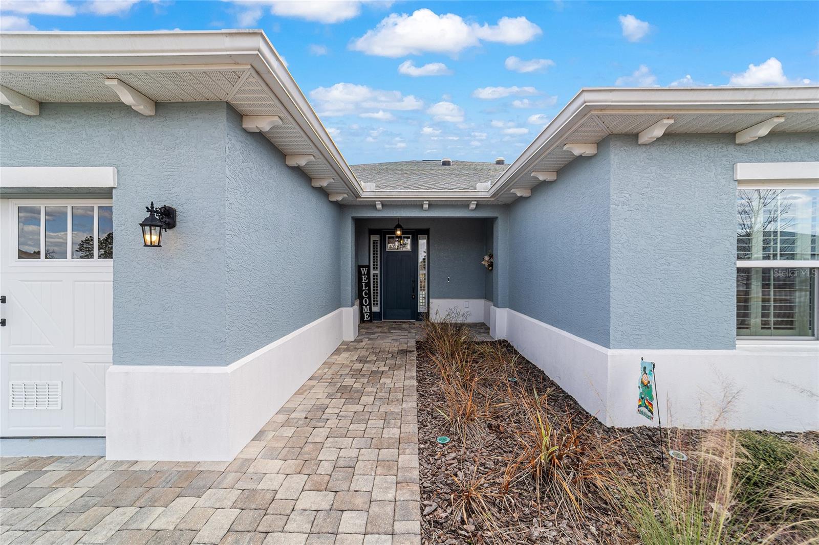 ON TOP OF THE WORLD - Residential