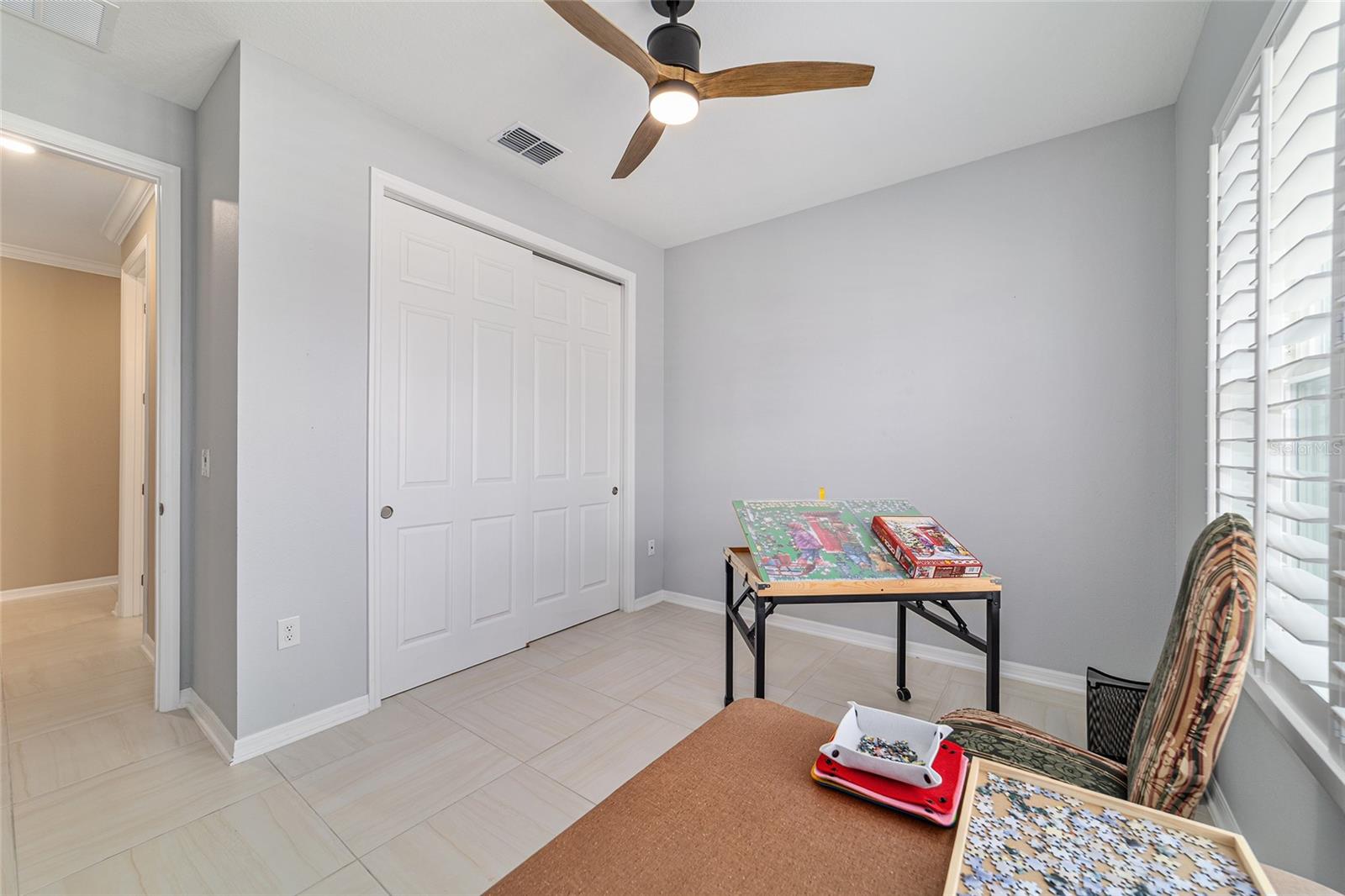 ON TOP OF THE WORLD - Residential