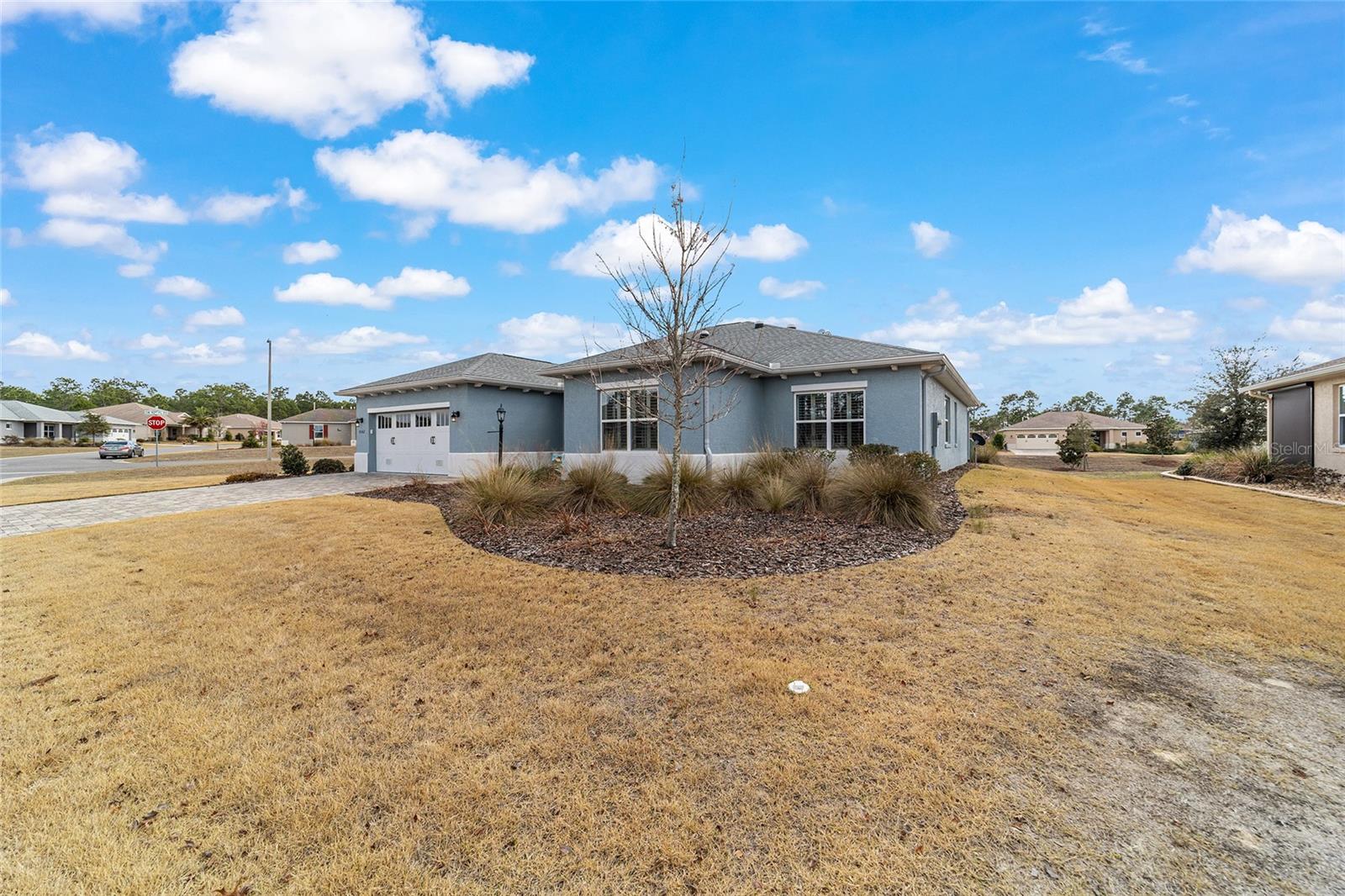 ON TOP OF THE WORLD - Residential