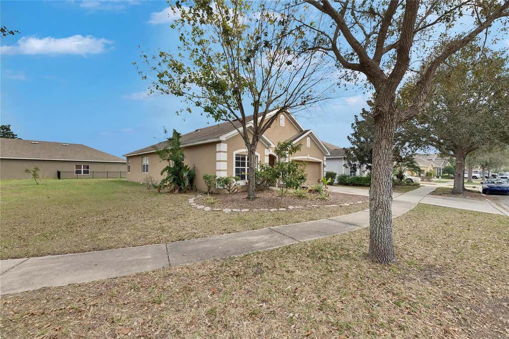 Photo of 10328 Celtic Ash Drive, Ruskin, FL 33573 (MLS # TB8535071)