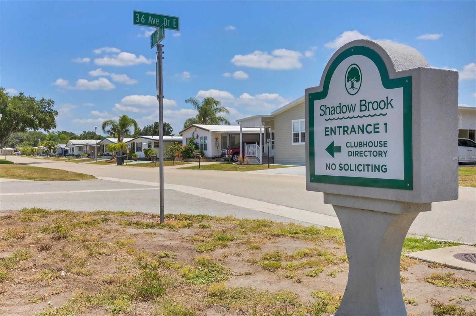 SHADOW BROOK MOBILE HOME - Residential