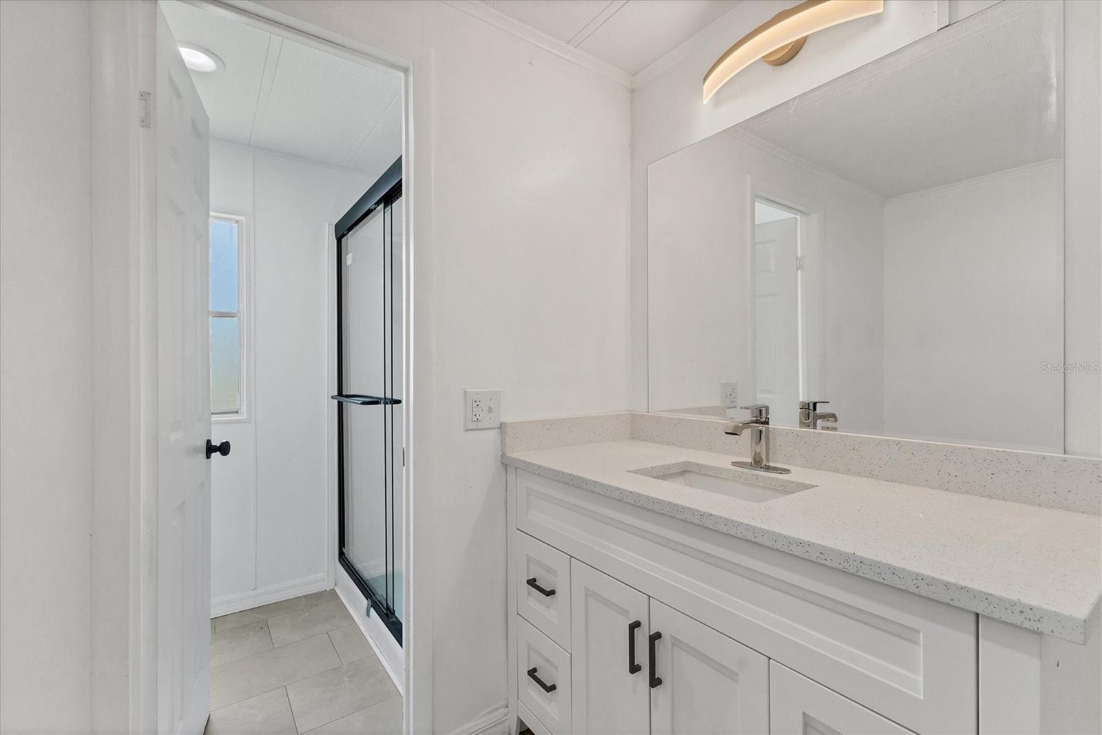 SHADOW BROOK MOBILE HOME - Residential